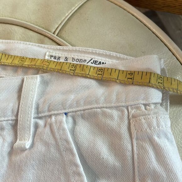 Rag & Bone White Carpenter Cuffed Hem Denim Shorts - Picture 9 of 10